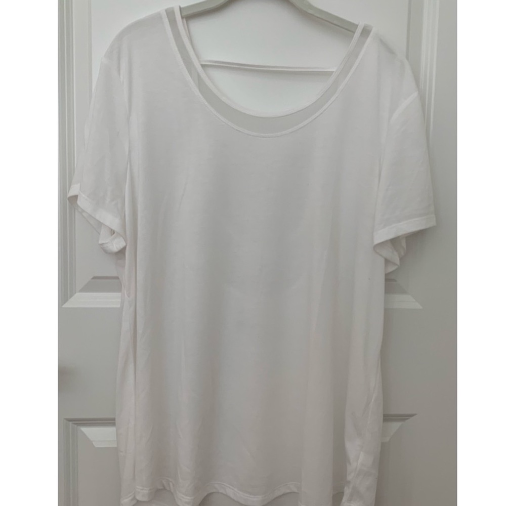 🌎BRAND NEW OLD NAVY ACTIVE GO DRY TOP
